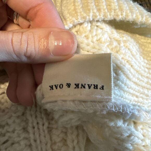 NWOT Carraig Donn Frank & Oak Merino Wool Sweater Fisherman Cable Knit L Button - Picture 7 of 7